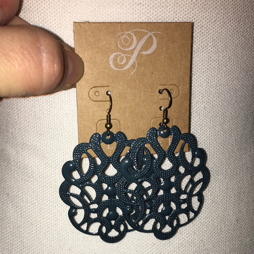 Plunder teal filigree earrings